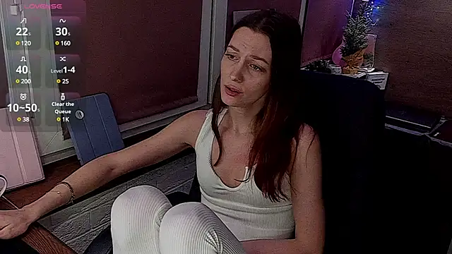 Snapshot of Fox_sky_Fox chatting on February 2025 06:55:01 PM Fox sky Fox online show from February 2025 06:55:01 PM