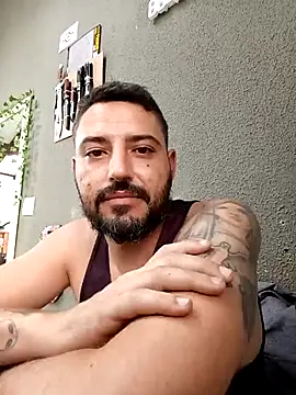 P4uzud4O online show from April 2026 08:46:02 PM