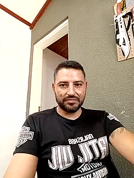 P4uzud4O online show from March 2026 01:37:01 PM