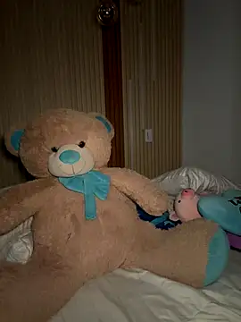 Nickiiiii online show from December 2025 05:29:02 AM