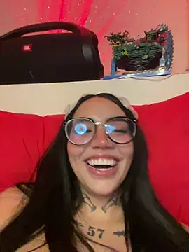 Nickiiiii online show from March 2025 07:36:01 AM