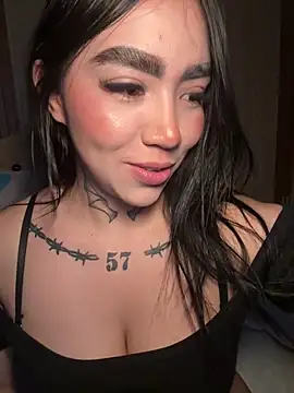 Nickiiiii online show from February 2026 07:41:01 AM