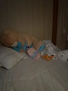 Nickiiiii online show from November 2025 06:47:01 AM