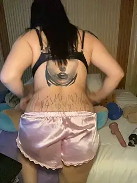 Nickiiiii online show from October 2025 06:16:02 AM