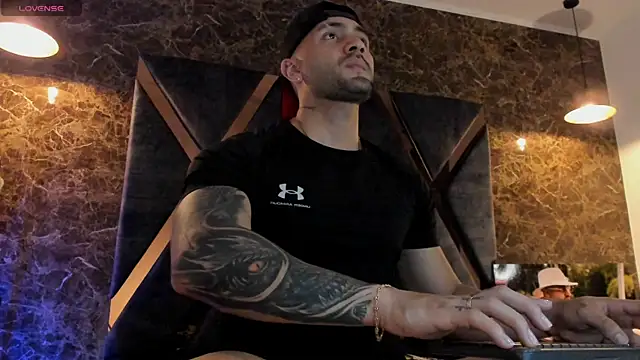 JeanColleman online show from April 2026 11:20:02 PM