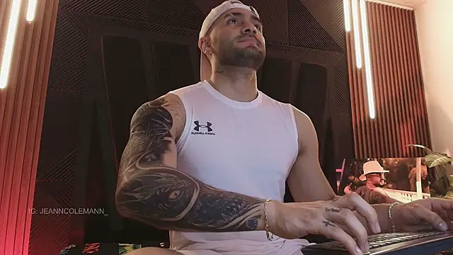 JeanColleman online show from February 2026 11:27:02 PM