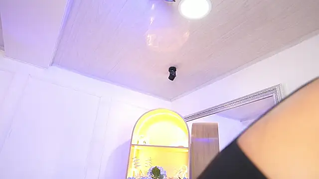 elasummer online show from February 2026 12:43:02 PM