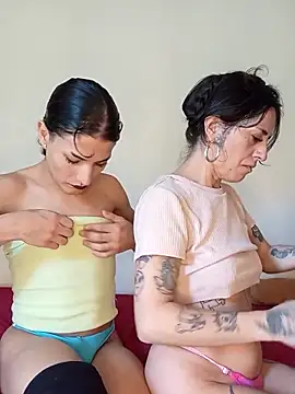 LaCristinatrans online show from April 2026 05:27:02 PM