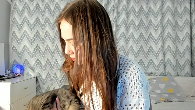Tate Angel online show from February 2025 06:13:02 PM