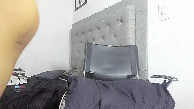 Snapshot of camila_bigcock169 chatting on September 2025 02:07:01 AM camila bigcock169 online show from September 2025 02:07:01 AM