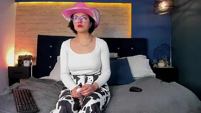 victoria byte online show from October 2025 08:43:02 PM