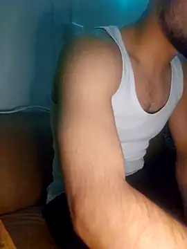 Snapshot of Amir334_ chatting on September 2025 10:27:02 PM Amir334 online show from September 2025 10:27:02 PM