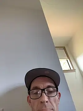 DirkD916 online show from December 2025 08:44:01 PM