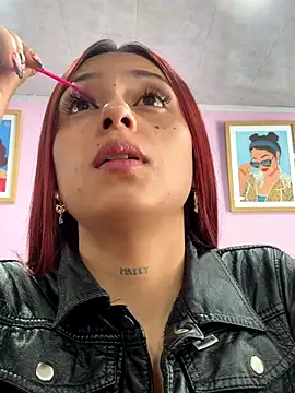 Monttserratt online show from December 2025 07:02:01 PM