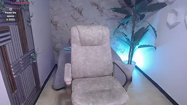 jennaa milf  online show from December 2025 07:46:02 PM