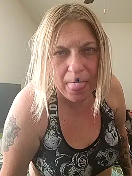 Playmate86 online show from May 2026 11:04:01 PM