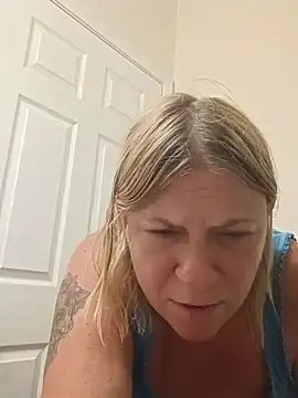 Playmate86 online show from July 2026 01:48:02 PM