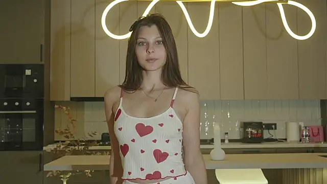 whisper of love online show from October 2025 02:12:02 AM