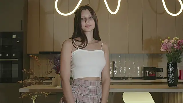 whisper of love online show from November 2025 02:16:02 AM