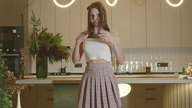 whisper of love online show from December 2025 02:18:02 AM