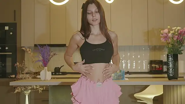 whisper of love online show from November 2025 02:15:01 AM