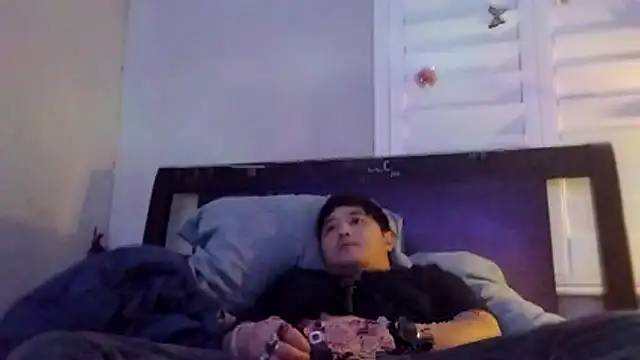 cloudyspun online show from April 2026 04:41:02 AM