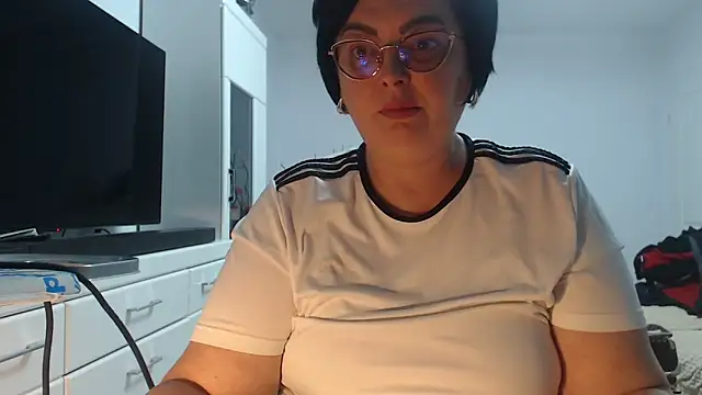 Amandamuller1982 online show from March 2026 11:17:01 PM