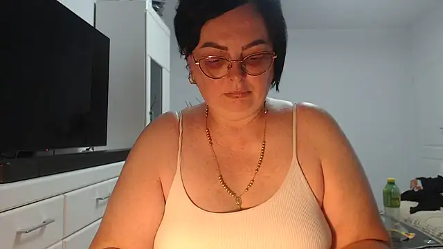 Amandamuller1982 online show from June 2026 10:20:01 PM