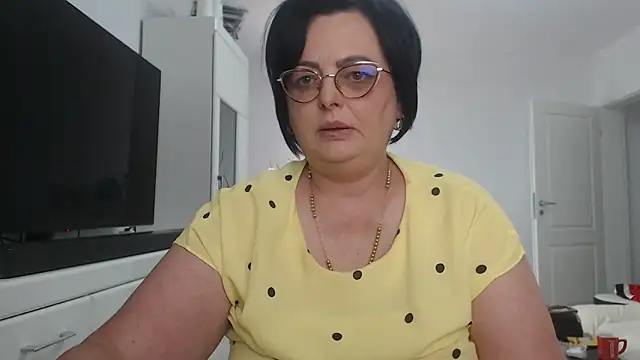 Amandamuller1982 online show from June 2026 01:43:02 PM
