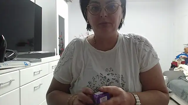 Amandamuller1982 online show from November 2025 09:07:01 PM