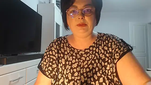 Amandamuller1982 online show from May 2026 02:42:01 AM