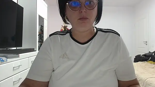 Amandamuller1982 online show from December 2025 08:47:01 PM