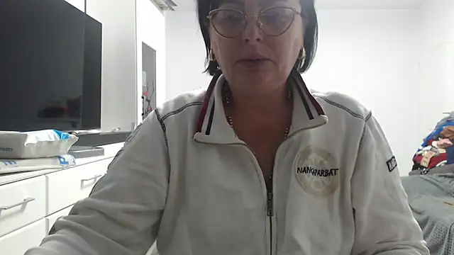 Amandamuller1982 online show from November 2025 09:40:02 PM