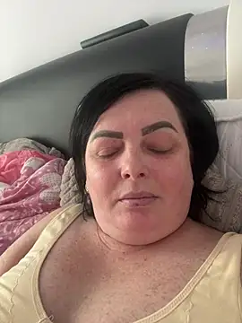Amandamuller1982 online show from February 2025 12:47:02 PM