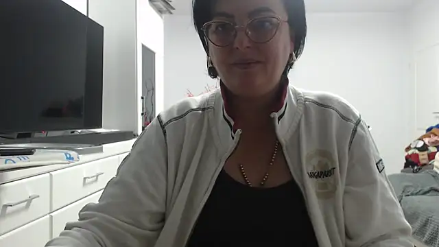 Amandamuller1982 online show from November 2025 11:52:01 PM