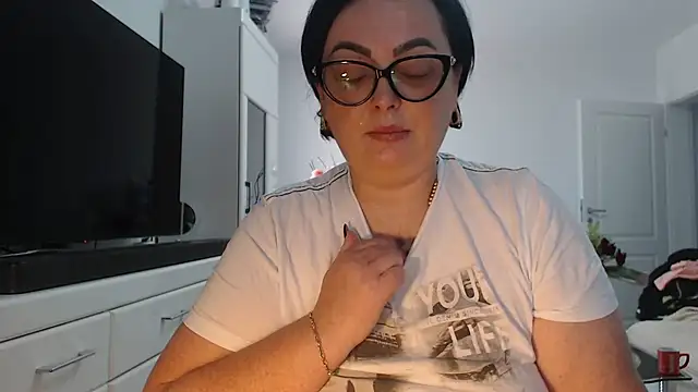 Amandamuller1982 online show from July 2026 07:38:01 AM