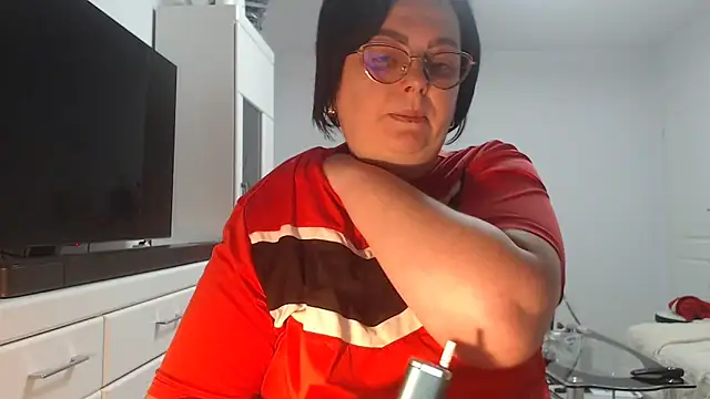 Amandamuller1982 online show from June 2026 10:37:01 PM