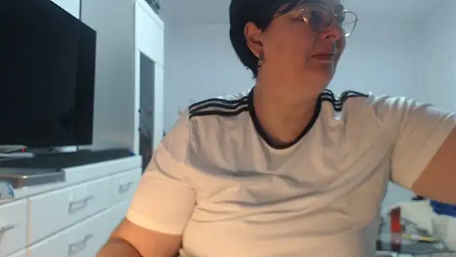 Amandamuller1982 online show from March 2026 09:55:01 PM