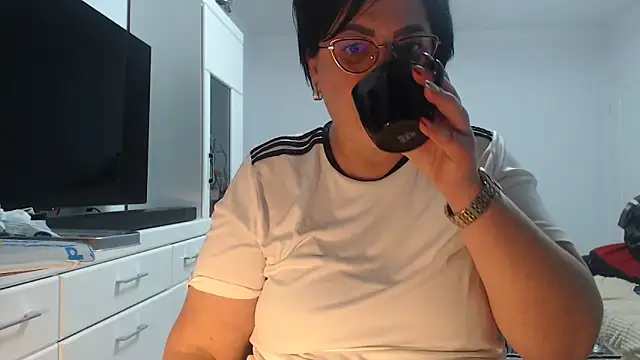 Amandamuller1982 online show from March 2026 10:33:02 PM