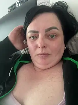 Amandamuller1982 online show from February 2025 02:15:02 PM