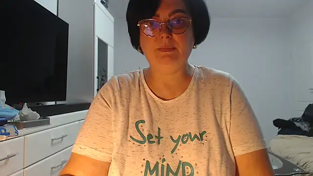 Amandamuller1982 online show from April 2026 09:21:02 PM