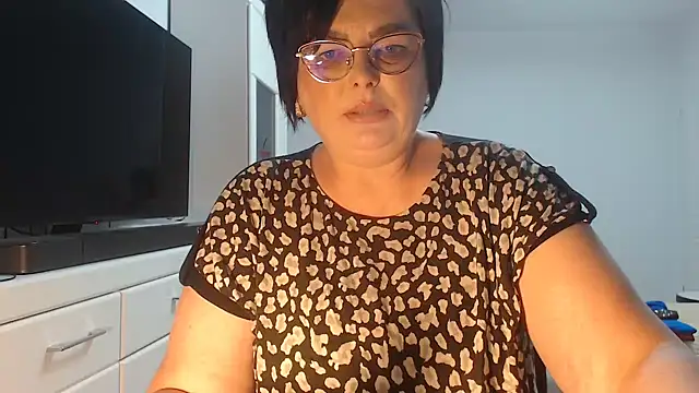 Amandamuller1982 online show from May 2026 10:50:01 PM