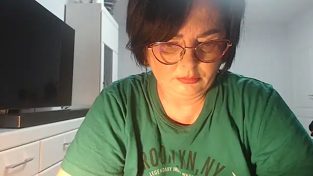 Amandamuller1982 online show from June 2026 07:33:01 PM