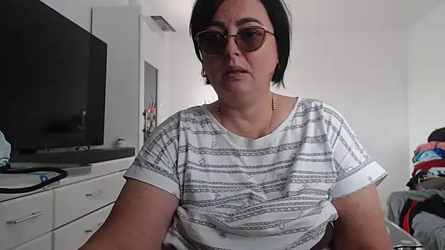 Amandamuller1982 online show from October 2025 10:06:02 AM