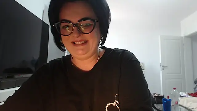 Amandamuller1982 online show from July 2026 01:29:02 PM