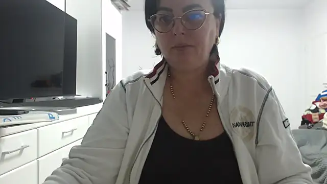 Amandamuller1982 online show from November 2025 08:57:02 PM