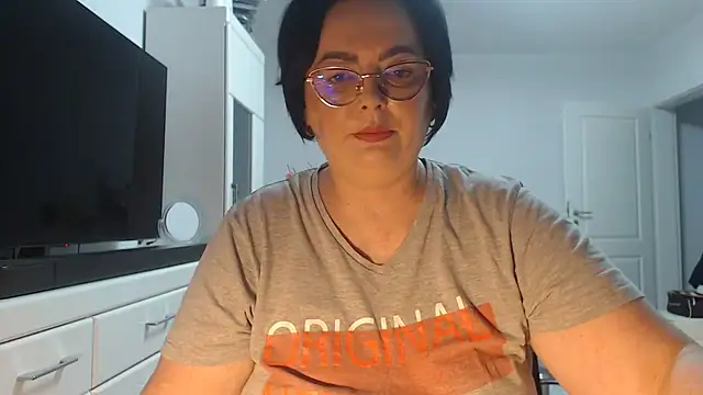 Amandamuller1982 online show from June 2026 06:30:02 PM