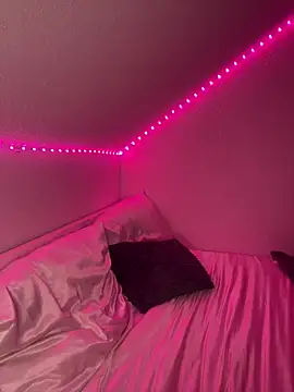 AdelinaAlia online show from December 2025 09:03:02 PM