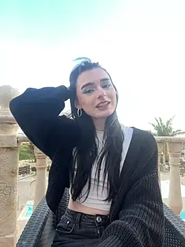 AdelinaAlia online show from April 2026 03:07:01 PM