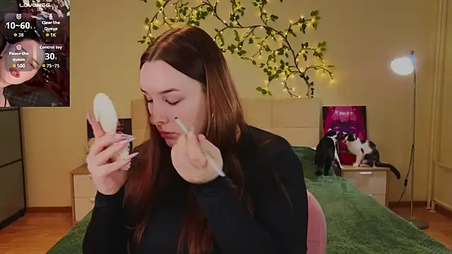 CookyDaisy online show from April 2026 09:31:01 PM